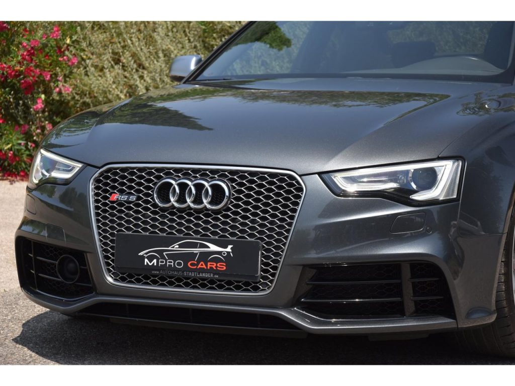 AUDI A5 RS5 Quattro 4.2i V8 FSI - BV S-tronic RS5 COUPE . PHASE 2