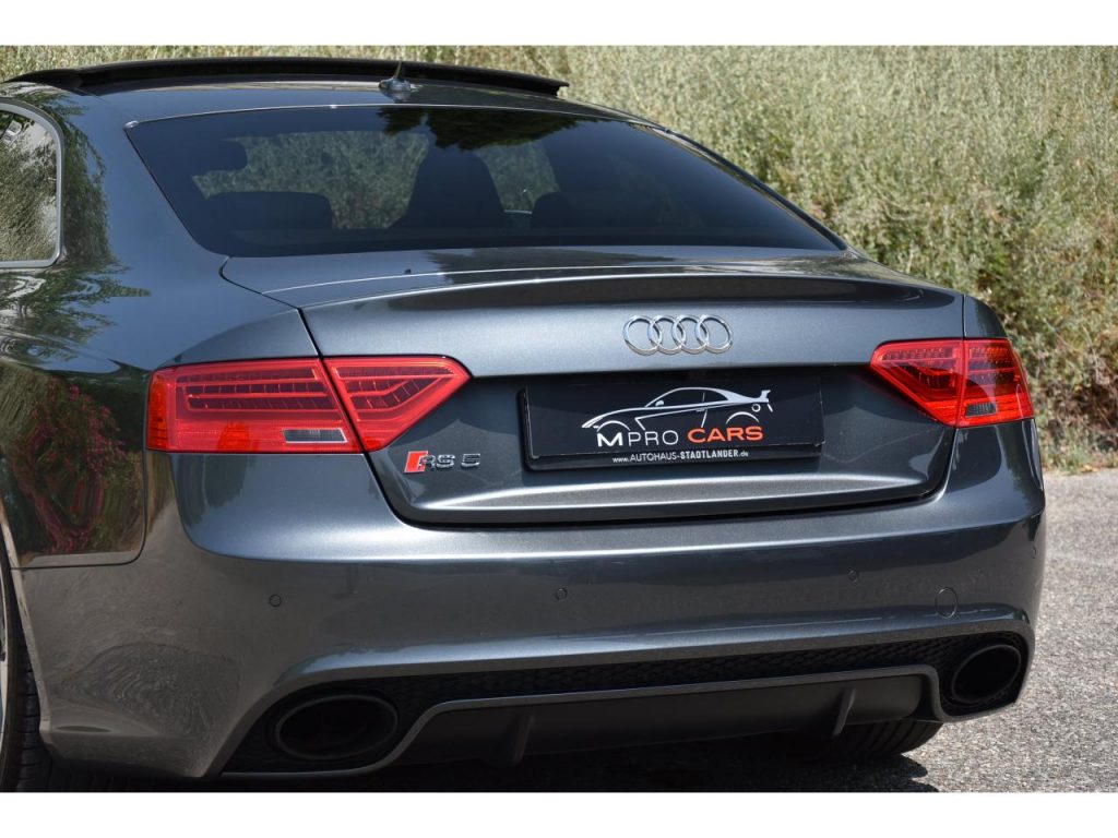 AUDI A5 RS5 Quattro 4.2i V8 FSI - BV S-tronic RS5 COUPE . PHASE 2